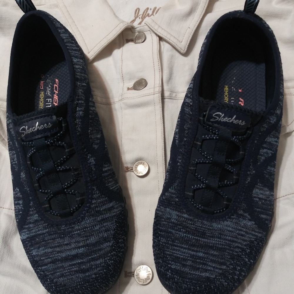 SKECHERS RELAXED FIT TENNIS